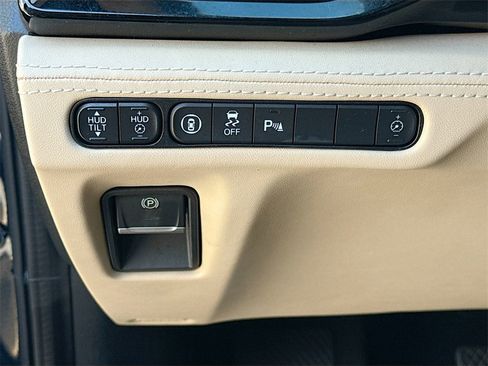 Used 2022 Acura MDX SH-AWD w/ Advance Package image 11