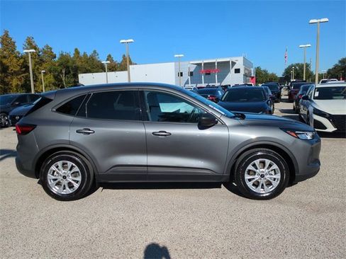 Used 2025 Ford Escape Active image 4