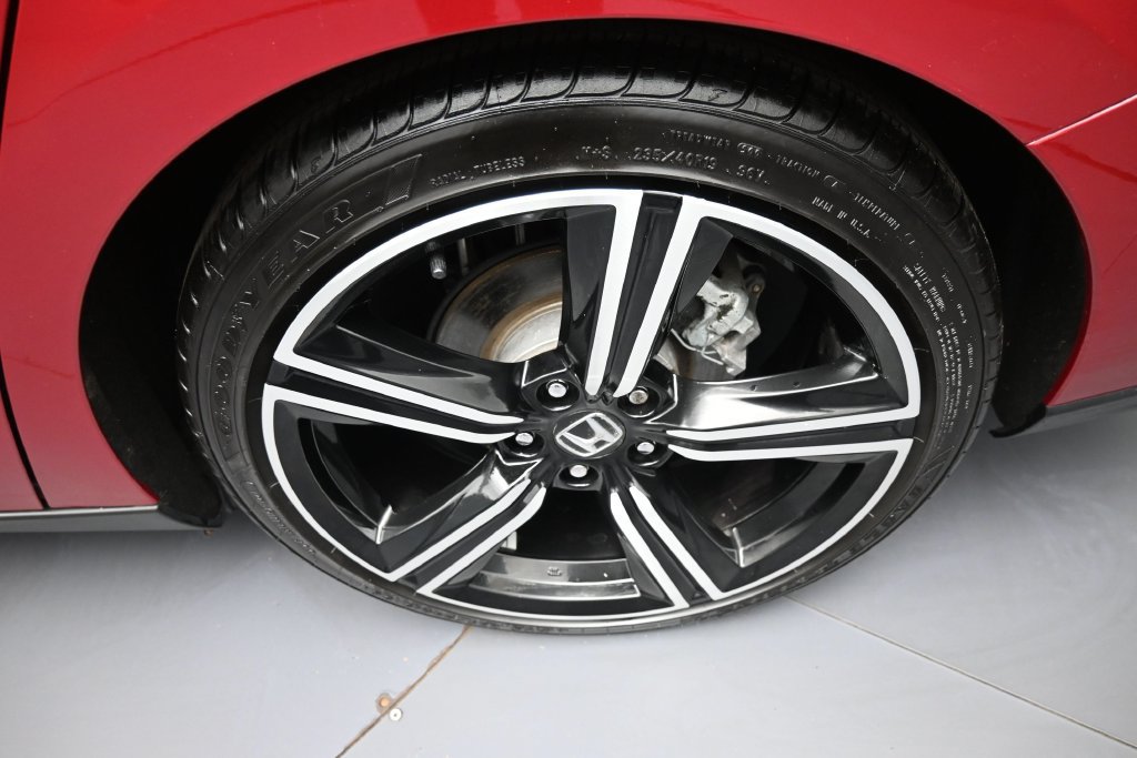 Certified 2025 Honda Accord Sport image 13