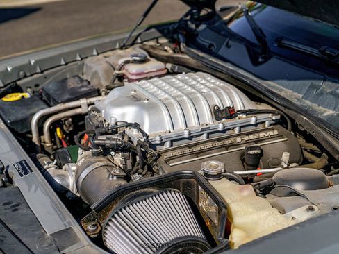 Used 2018 Dodge Challenger SRT Hellcat image 17