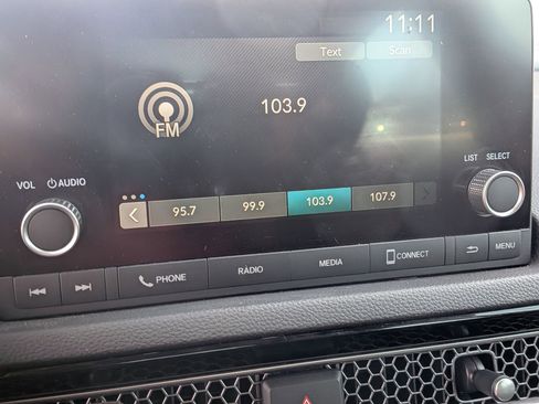 Used 2024 Honda Civic EX-L image 27