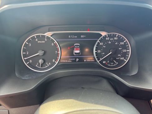 Used 2023 Nissan Rogue S FWD image 16