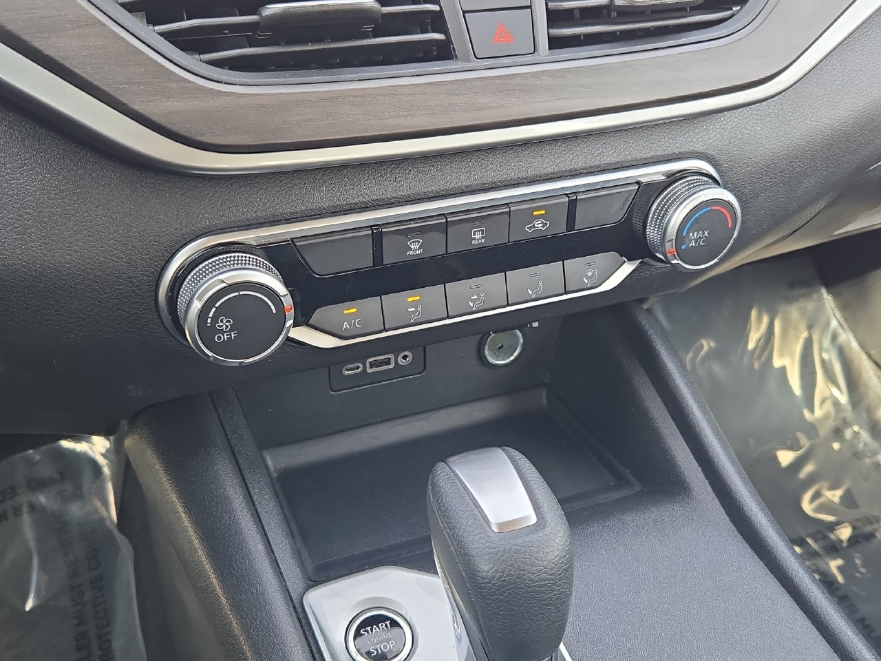 Certified 2025 Nissan Altima 2.5 SV FWD image 21