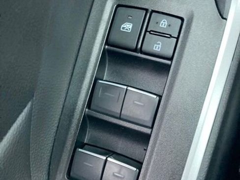 Used 2025 Toyota RAV4 XLE w/ Weather Package image 37