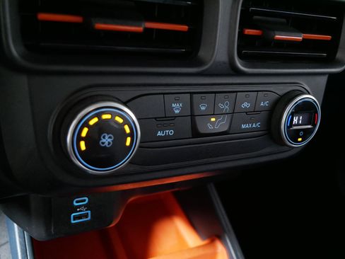 Used 2022 Ford Maverick XLT w/ Equipment Group 300A Standard image 23