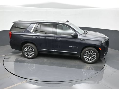 Used 2023 GMC Yukon Denali Ultimate AWD/4WD image 31