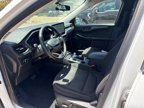 Used 2023 Ford Escape Active w/ Tech Pack #1 FWD image 8