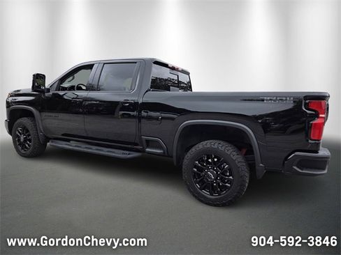 Used 2025 Chevrolet Silverado 2500 LTZ w/ Trail Boss Package image 3