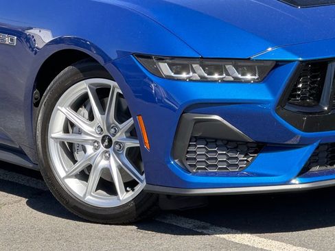 Used 2024 Ford Mustang GT Premium image 31