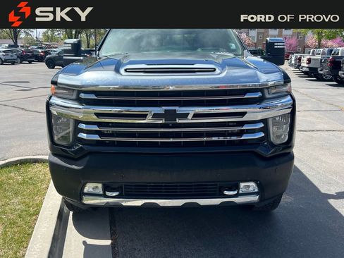 Used 2020 Chevrolet Silverado 2500 High Country w/ Technology Package AWD/4WD image 7
