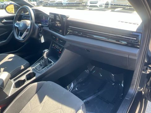Used 2025 Volkswagen Jetta Sport FWD image 27