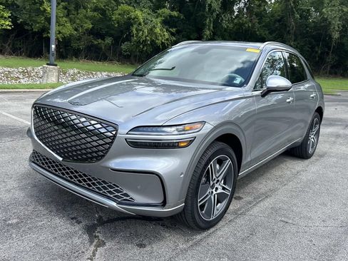 Used 2026 Genesis Electrified GV70 Prestige AWD/4WD image 3