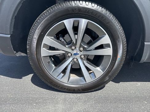 Used 2020 Ford Explorer Platinum AWD/4WD image 4