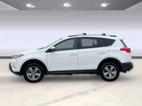 Used 2015 Toyota RAV4 XLE image 2