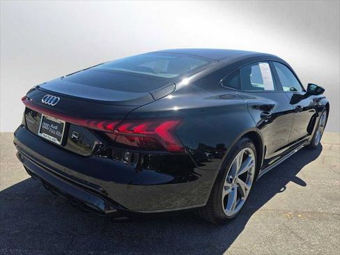 Used 2023 Audi e-tron GT Premium Plus AWD/4WD image 3