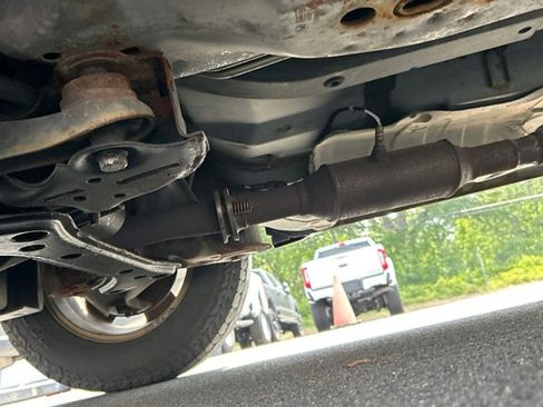 Used 2011 Ford Escape XLT w/ 201A Rapid Spec Order Code FWD image 18