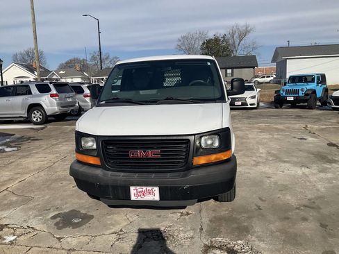 Used 2015 GMC Savana 2500 2500 3dr Cargo Van w/1WT image 8