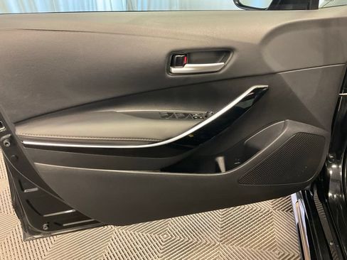 Used 2022 Toyota Corolla XSE FWD image 10