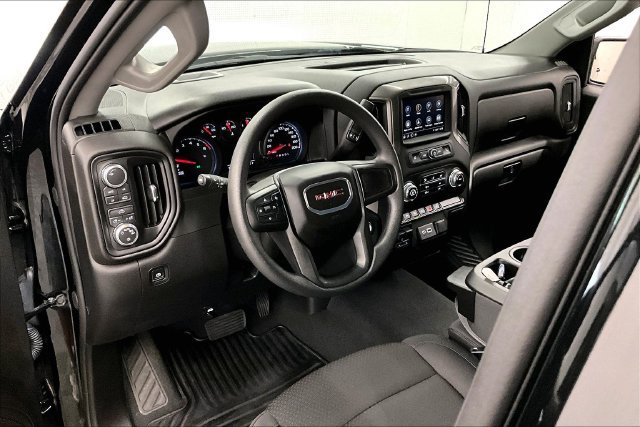 Used 2026 GMC Sierra 1500 Pro w/ Graphite Edition AWD/4WD image 15