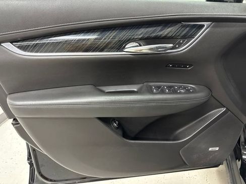 Used 2020 Cadillac XT6 Premium Luxury AWD/4WD image 6