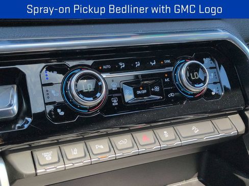 New 2026 GMC Sierra 2500 Denali w/ Denali Reserve Package AWD/4WD image 30