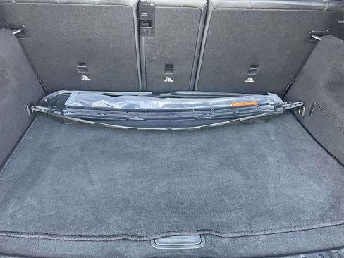 Used 2025 Mercedes-Benz GLA 250 4MATIC image 26