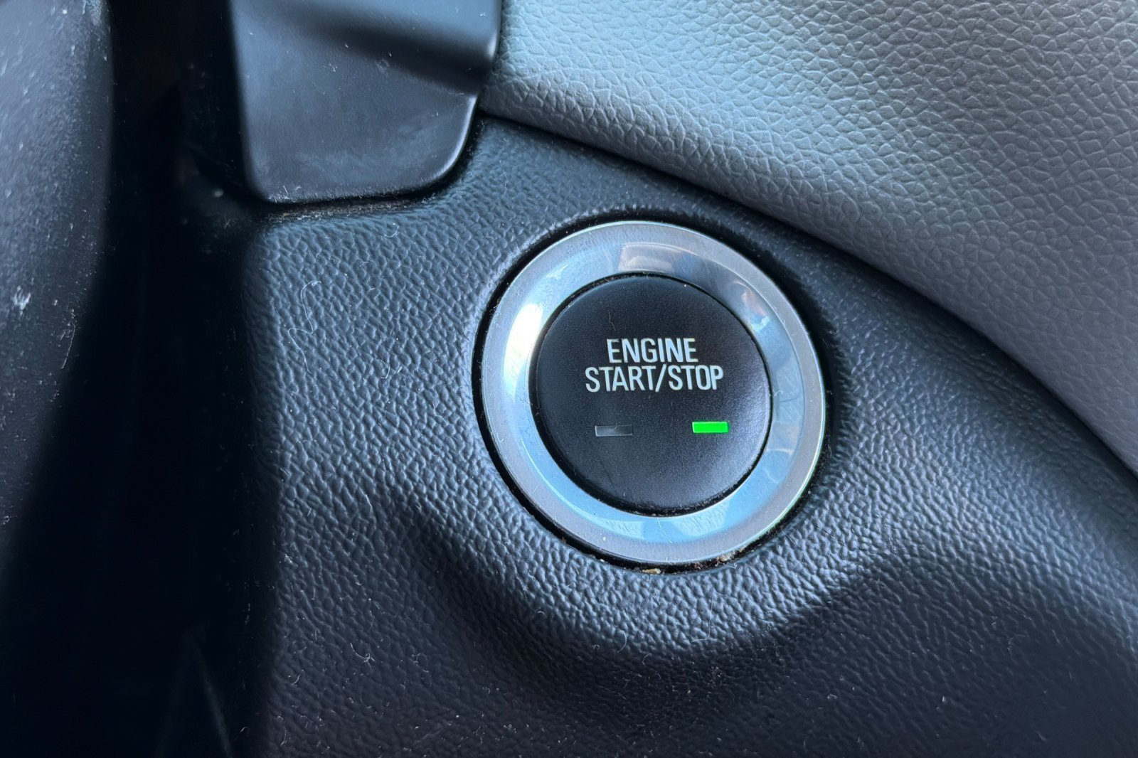 Used 2019 Chevrolet Equinox LS FWD image 19