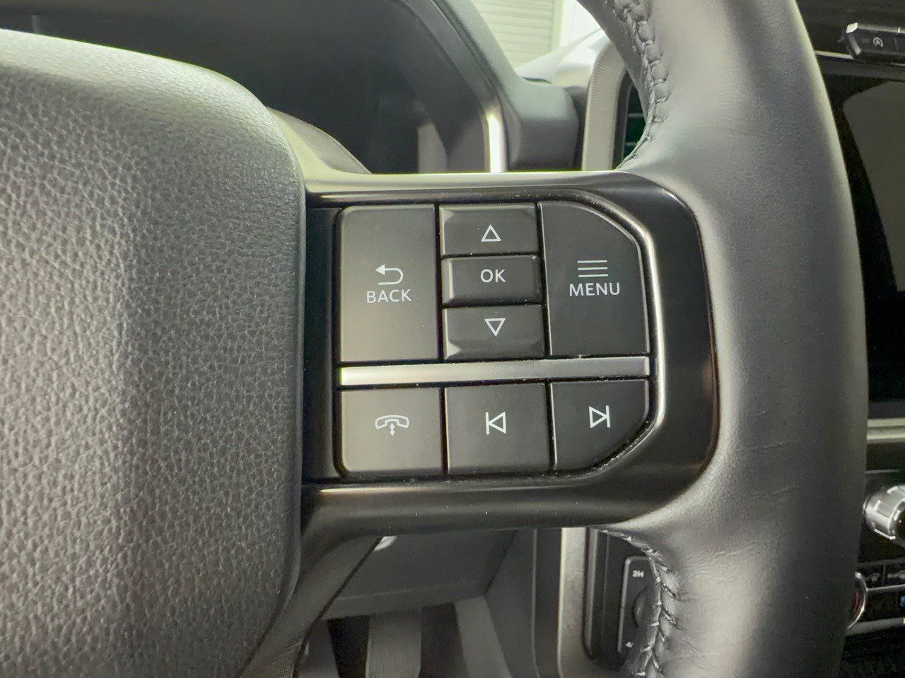Used 2024 Ford F150 Platinum w/ FX4 Off-Road Package AWD/4WD image 19
