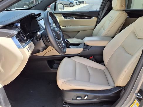 Used 2018 Cadillac XT5 Base image 20