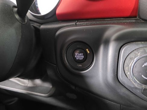 Used 2020 Jeep Wrangler Unlimited Rubicon image 17