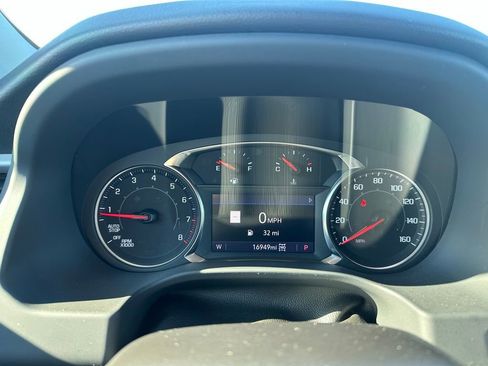 Used 2023 GMC Acadia AT4 image 19