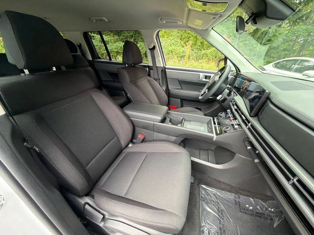Certified 2026 Hyundai Santa Fe SE AWD/4WD image 9