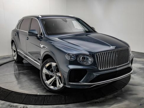 Used 2023 Bentley Bentayga Extended Wheelbase AWD/4WD image 23
