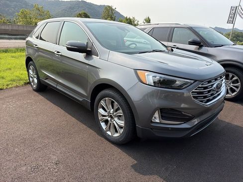 Used 2024 Ford Edge Titanium AWD/4WD image 5