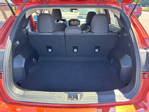 Used 2024 Subaru Crosstrek 2.0i AWD/4WD image 12