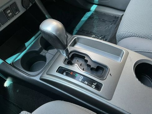 Used 2014 Toyota Tacoma PreRunner RWD image 17