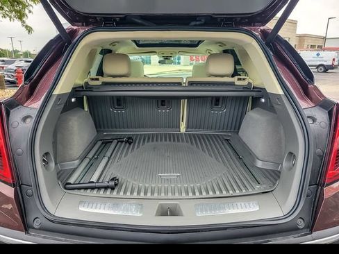 Certified 2023 Cadillac XT5 Premium Luxury AWD/4WD image 23