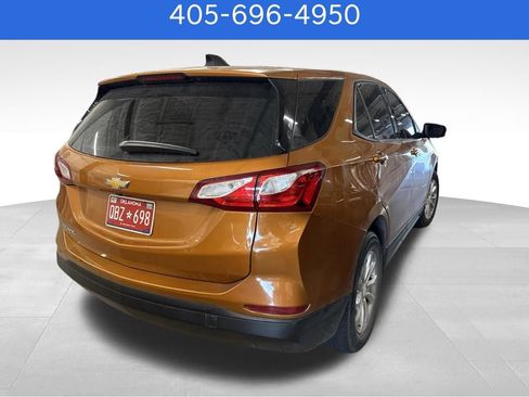 Used 2019 Chevrolet Equinox LS FWD image 3