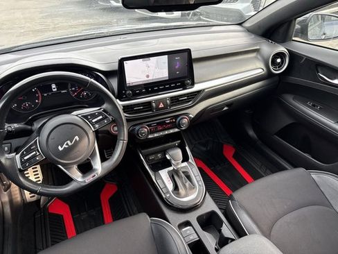 Used 2022 Kia Forte GT-Line w/ GT-Line Premium Package image 19