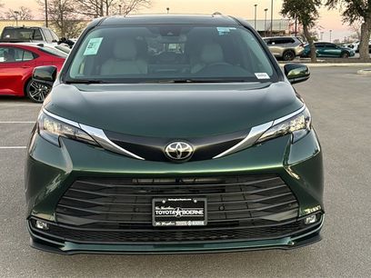 New 2026 Toyota Sienna XLE