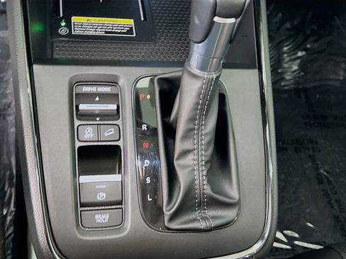 Used 2025 Honda CR-V EX-L image 24