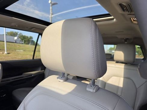 Certified 2021 Ford Expedition Max Limited RWD image 12