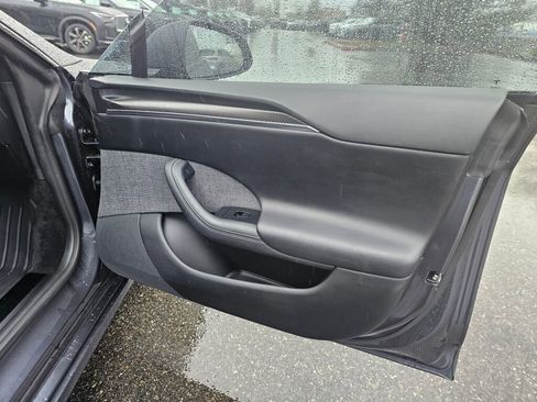 Used 2021 Tesla Model S Plaid image 10