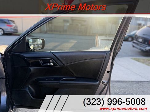 Used 2014 Honda Accord Sport image 31