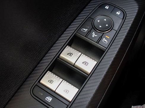 New 2025 Mitsubishi Outlander SE AWD/4WD image 10