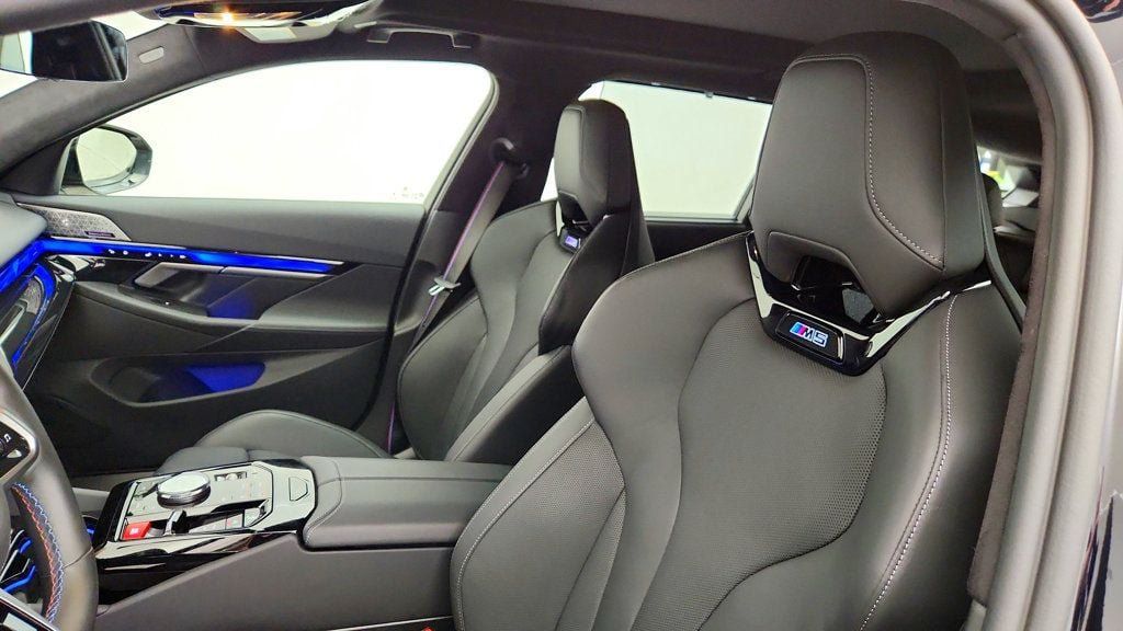 Used 2025 BMW M5 Touring w/ M Driver's Package AWD/4WD image 21