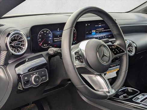 Certified 2025 Mercedes-Benz CLA 250 image 10