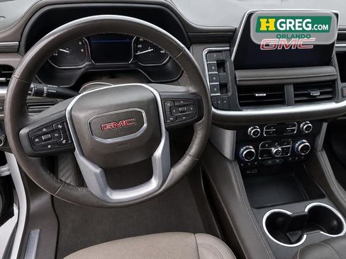 Used 2021 GMC Yukon SLT w/ SLT Premium Package RWD image 11