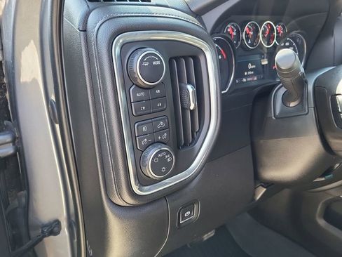 Used 2021 Chevrolet Silverado 1500 LT Trail Boss image 14