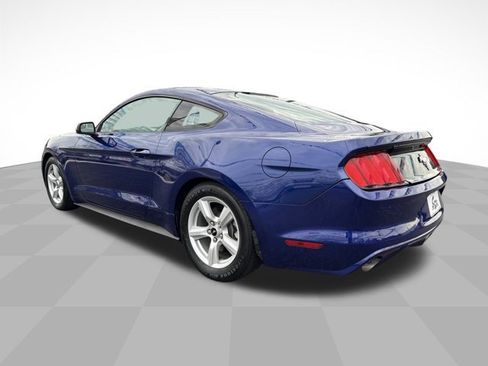 Used 2016 Ford Mustang V6 image 7